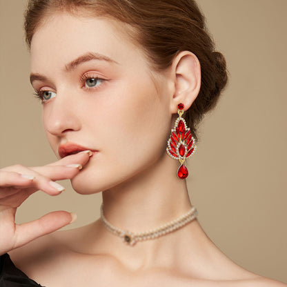 Celestial Glam – Crystal Rhinestone Drop Earrings