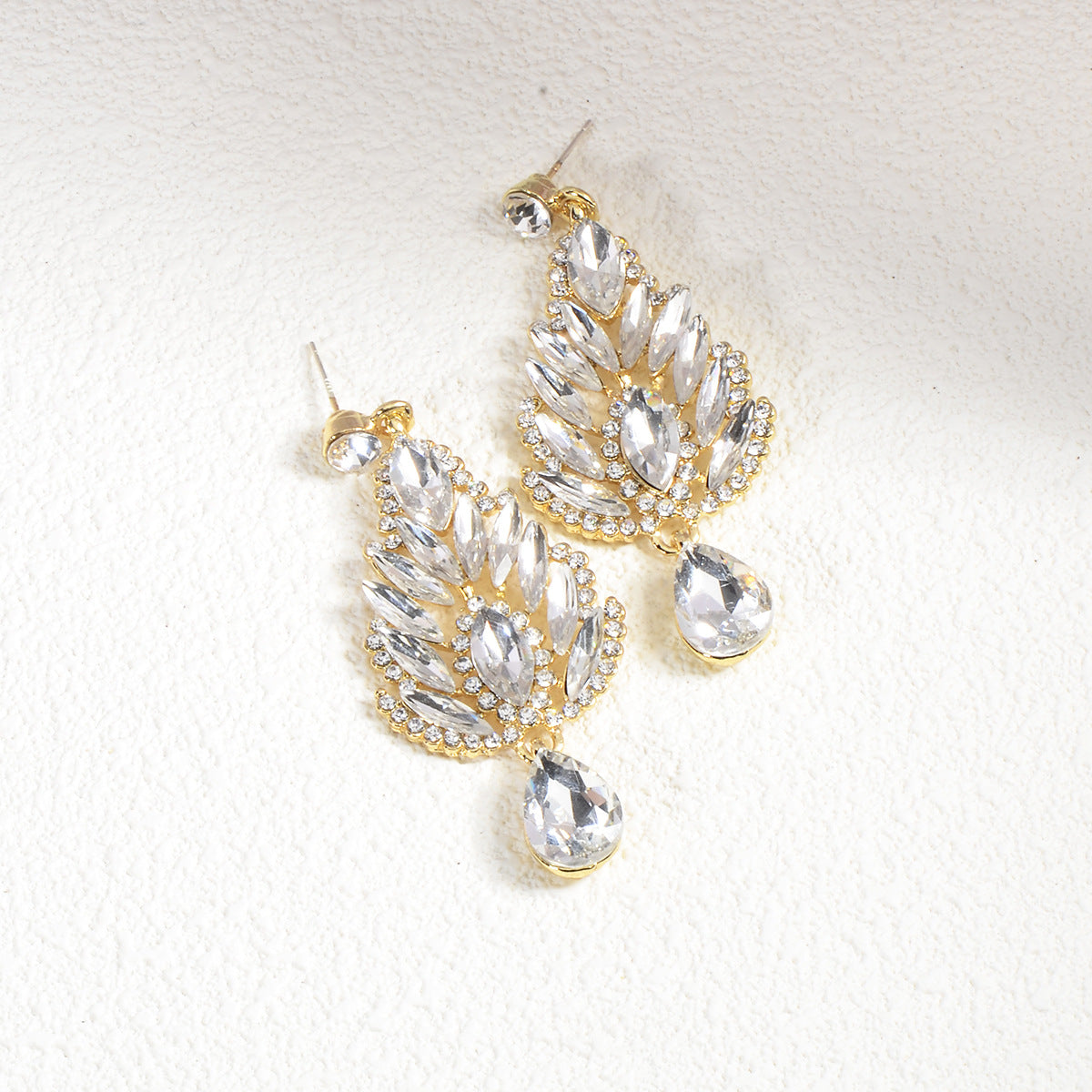 Celestial Glam – Crystal Rhinestone Drop Earrings